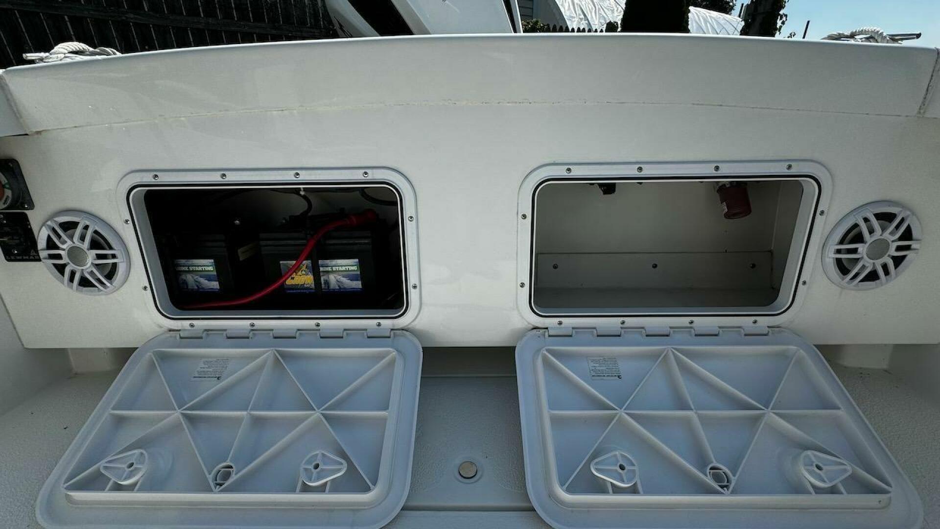 Slide: The Image of Eastern 248 Center Console 2021 - 4624443