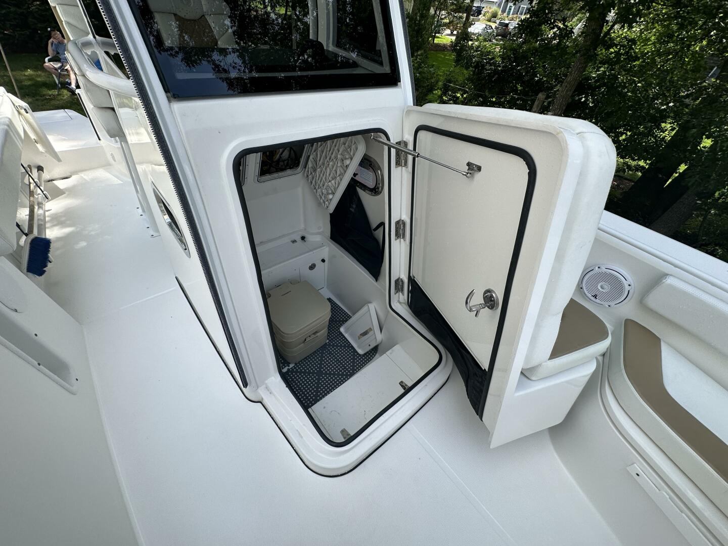 Slide: The Image of Edgewater 230CC 2019 - 5435819