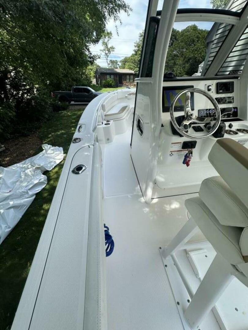 Slide: The Image of Edgewater 230CC 2019 - 5435835