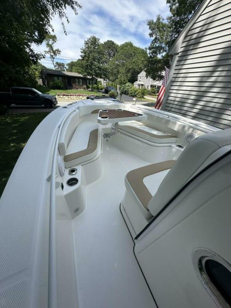 Slide: The Image of Edgewater 230CC 2019 - 5435839