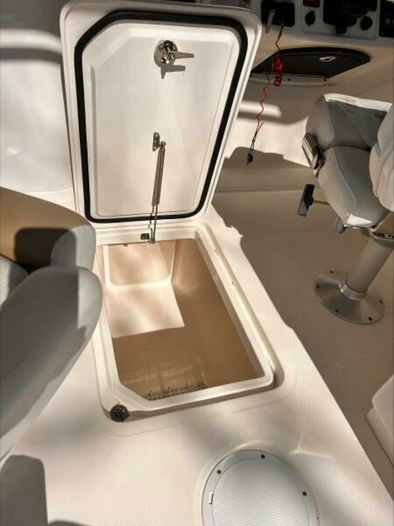Slide: The Image of Edgewater 245 CX 2015 - 5219263