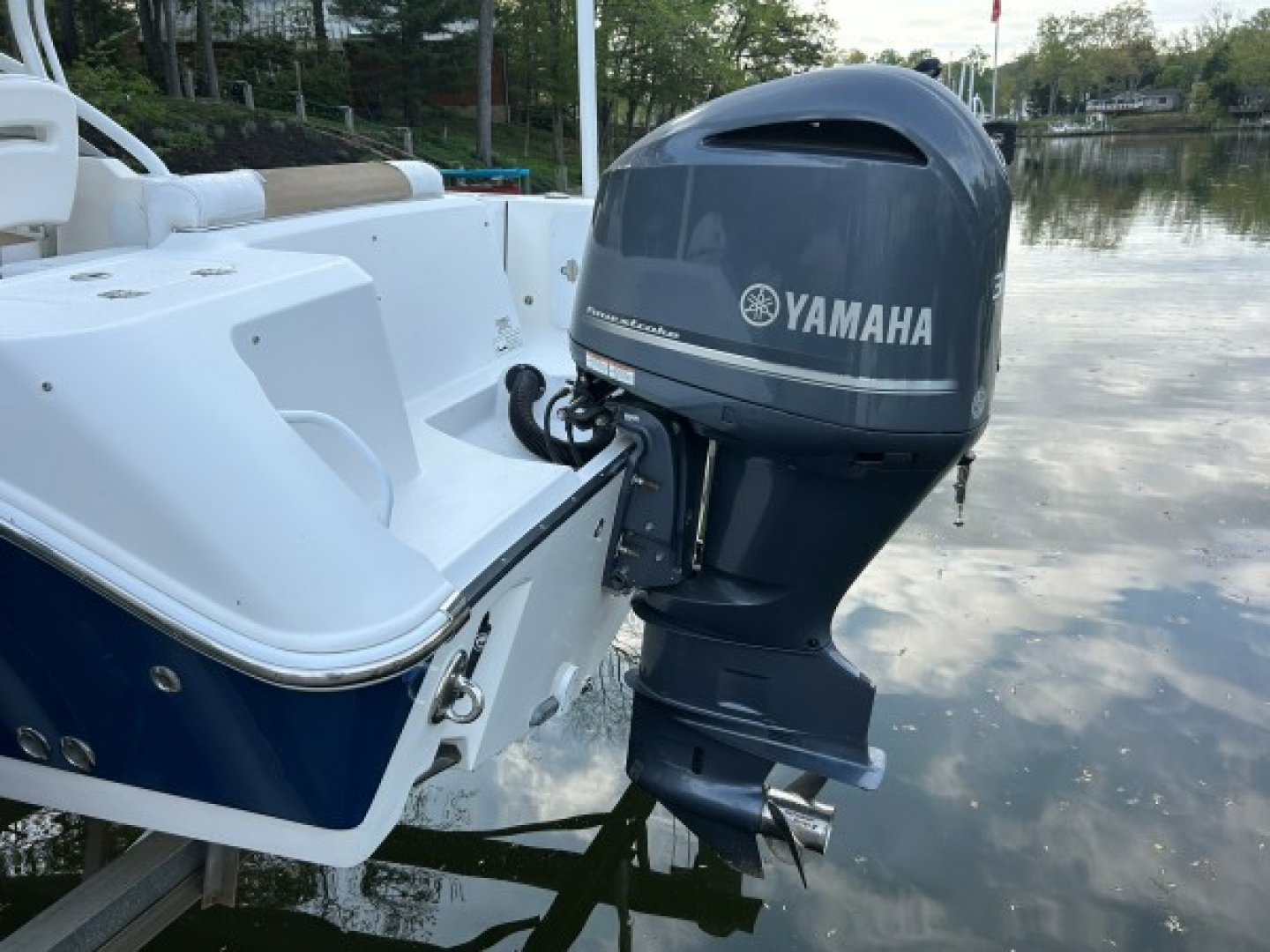 Slide: The Image of Used Power Monohull for sale 2015 EDGEWATER 245 CX - NO NAME - 5260323