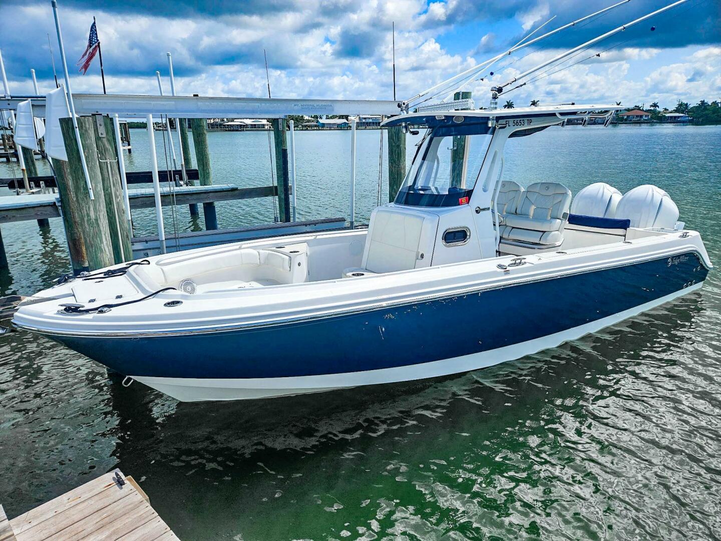 Slide: The Image of Edgewater 262CC 2023 - 5395410