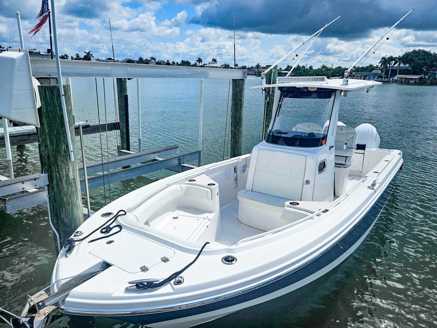 Slide: The Image of Edgewater 262CC 2023 - 5395405