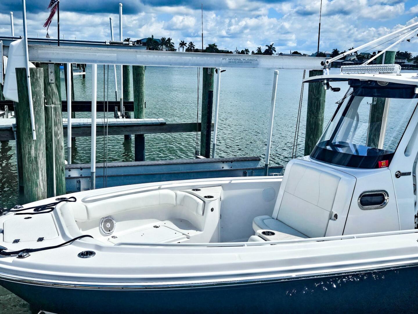 Slide: The Image of Edgewater 262CC 2023 - 5395404