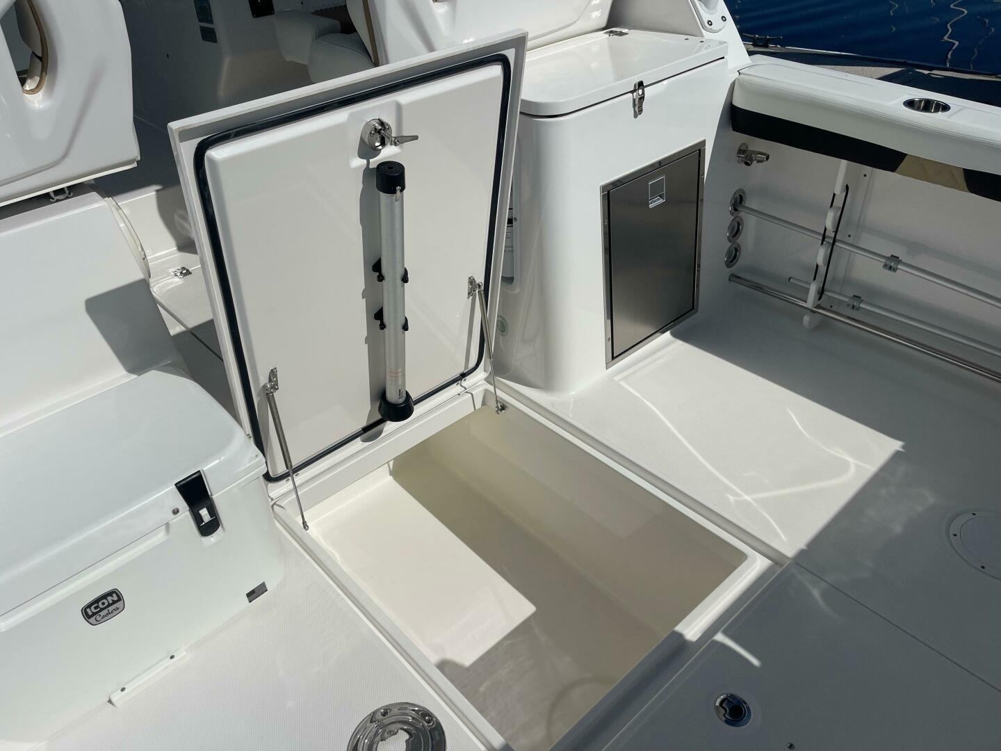 Slide: The Image of Edgewater 280 CX 2021 - 4985266