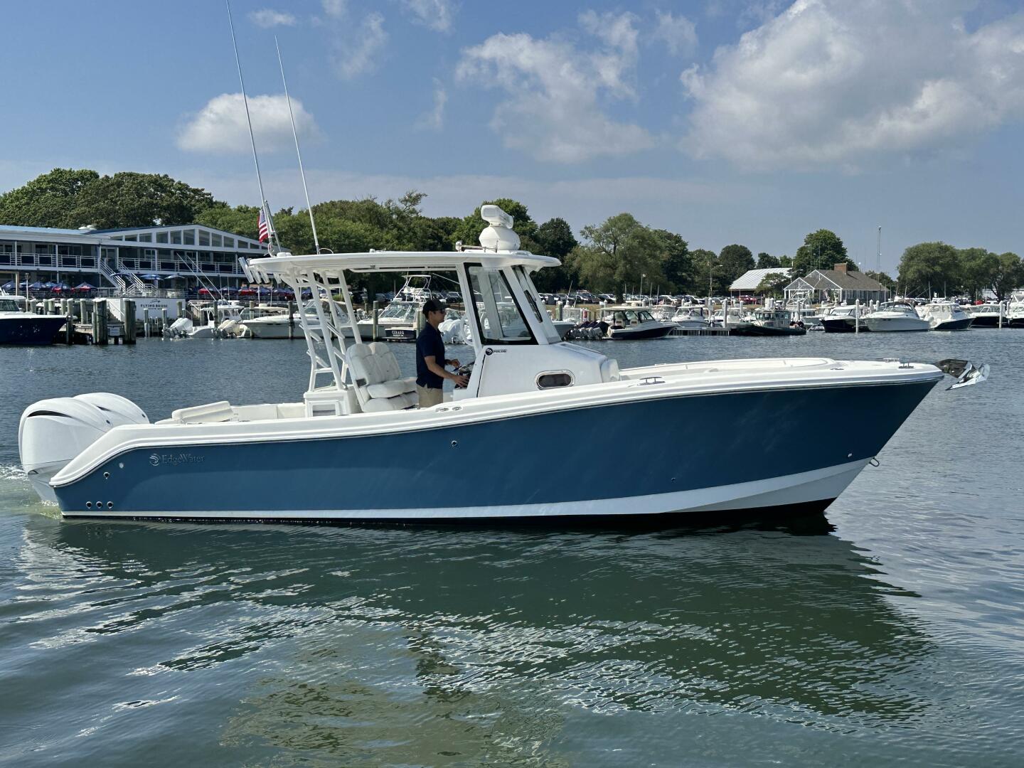Slide: The Image of Edgewater 285 CC 2023 - 5513303