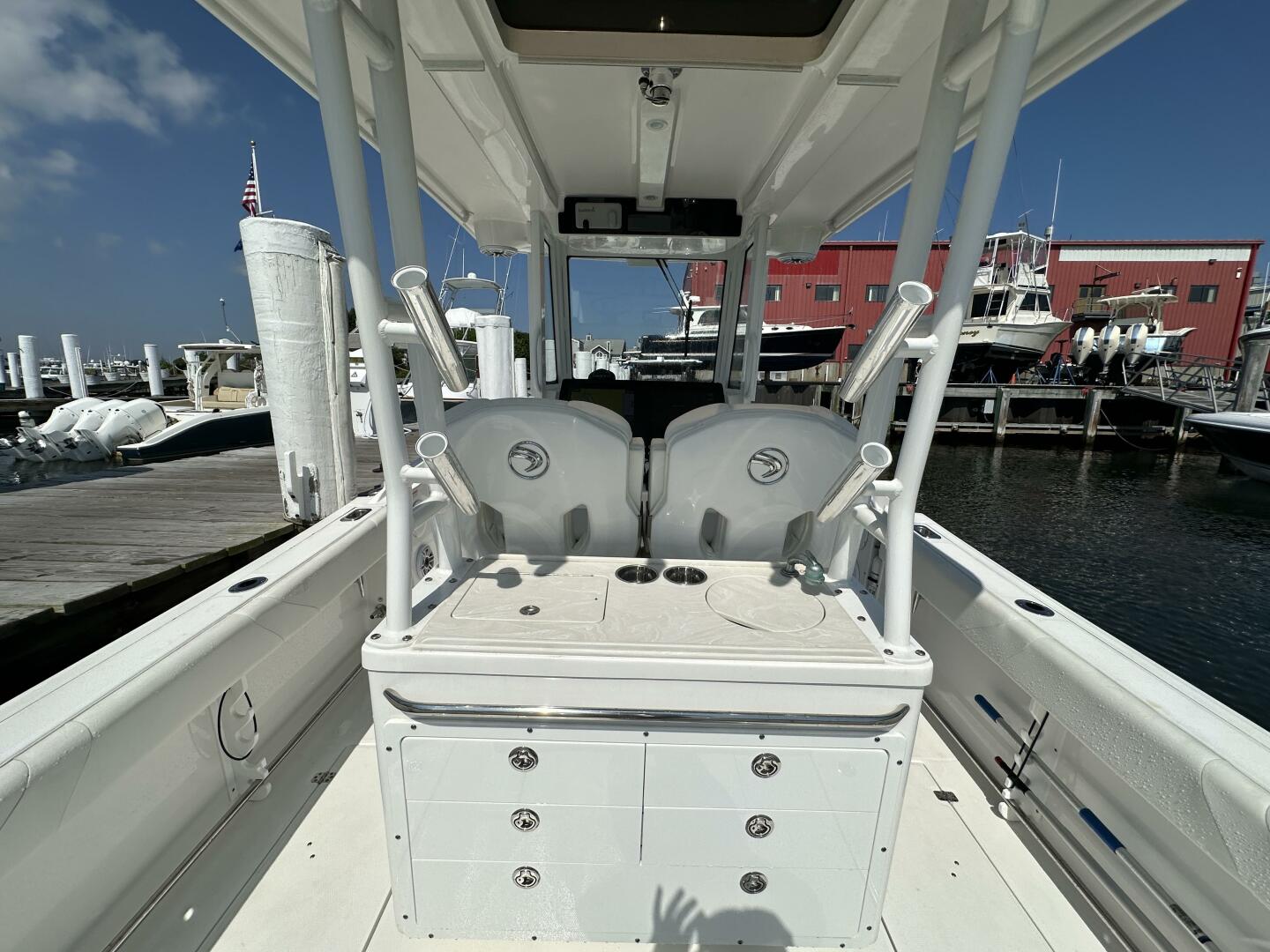 Slide: The Image of Edgewater 285 CC 2023 - 5513320