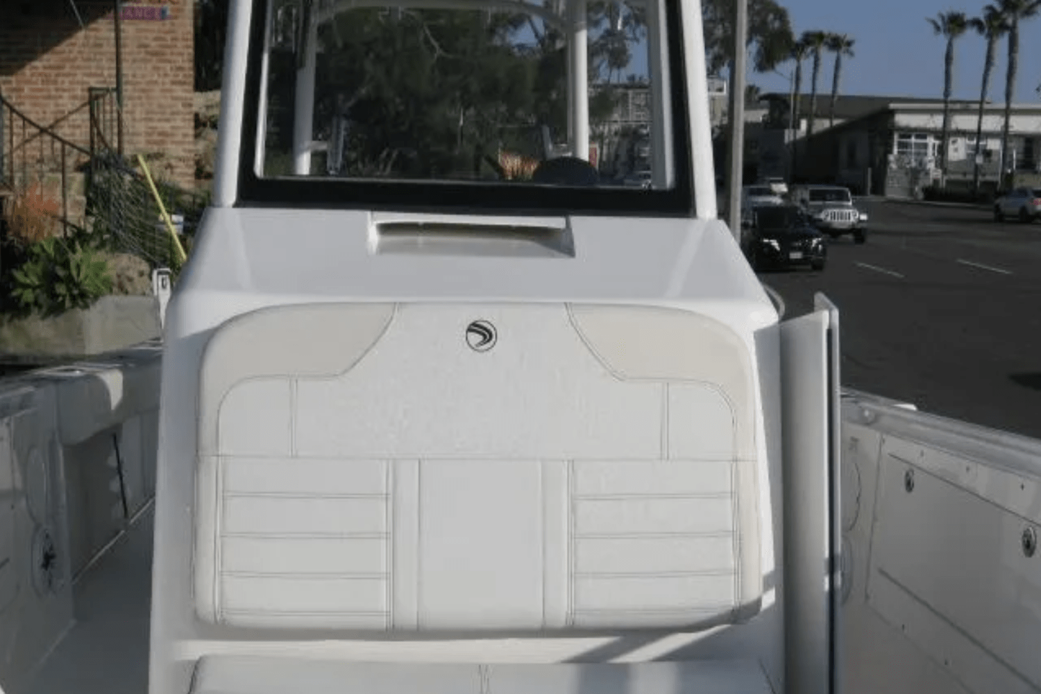 Slide: The Image of EdgeWater 325CC 2024 - 6