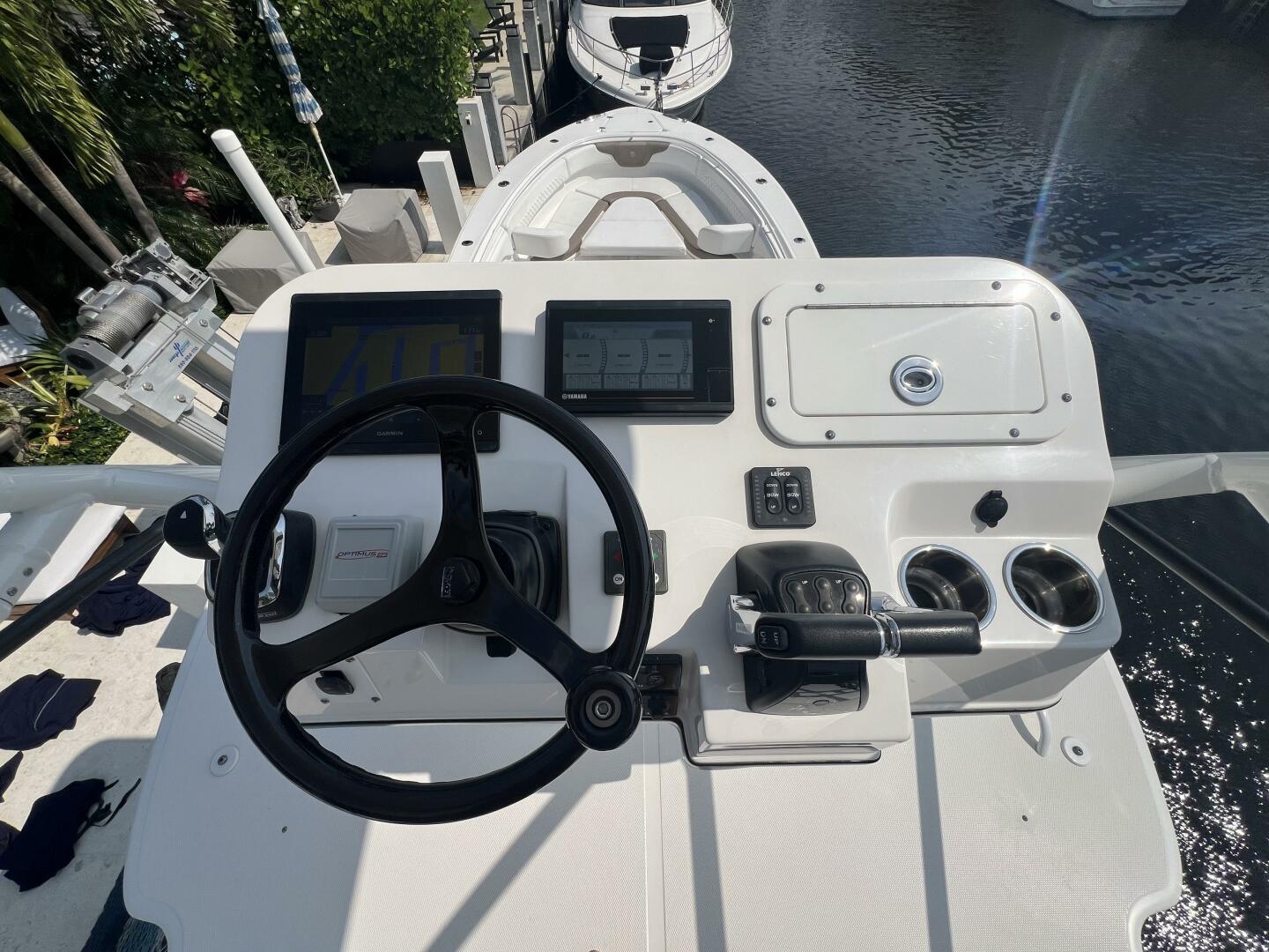 Slide: The Image of Edgewater 37 Wild Luck- Helm 2020 Edgewater 37 Wild Luck - 4368319