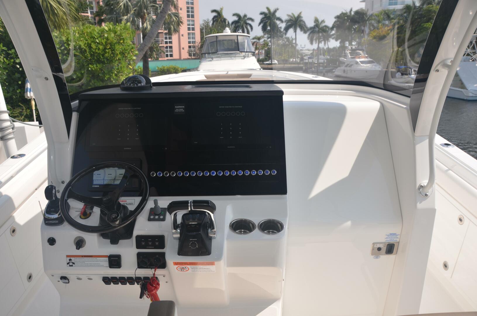 Slide: The Image of Edgewater 37 Wild Luck- Helm 2020 Edgewater 37 Wild Luck - 4368298