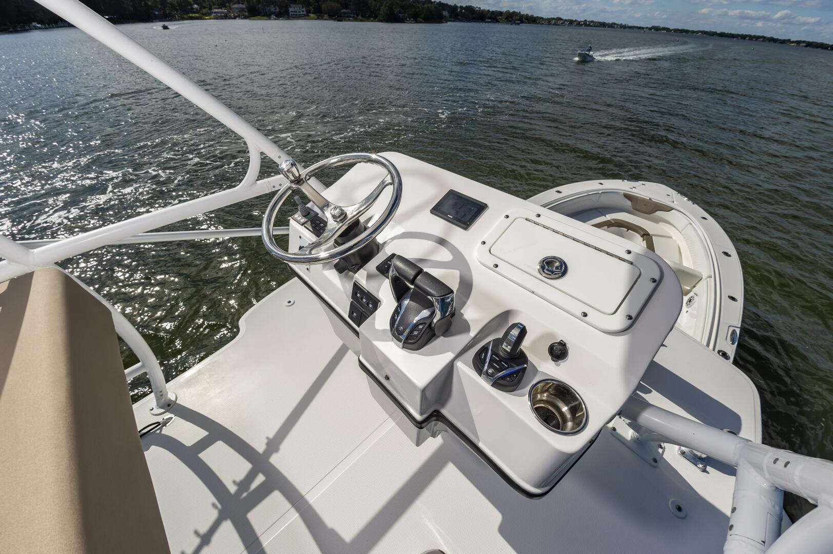 Slide: The Image of Edgewater 370CC 2022 - 3964564