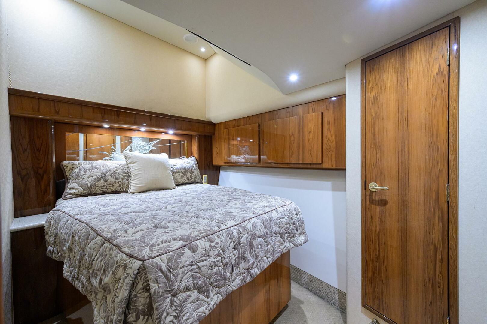Slide: The Image of Master Stateroom - 5295062