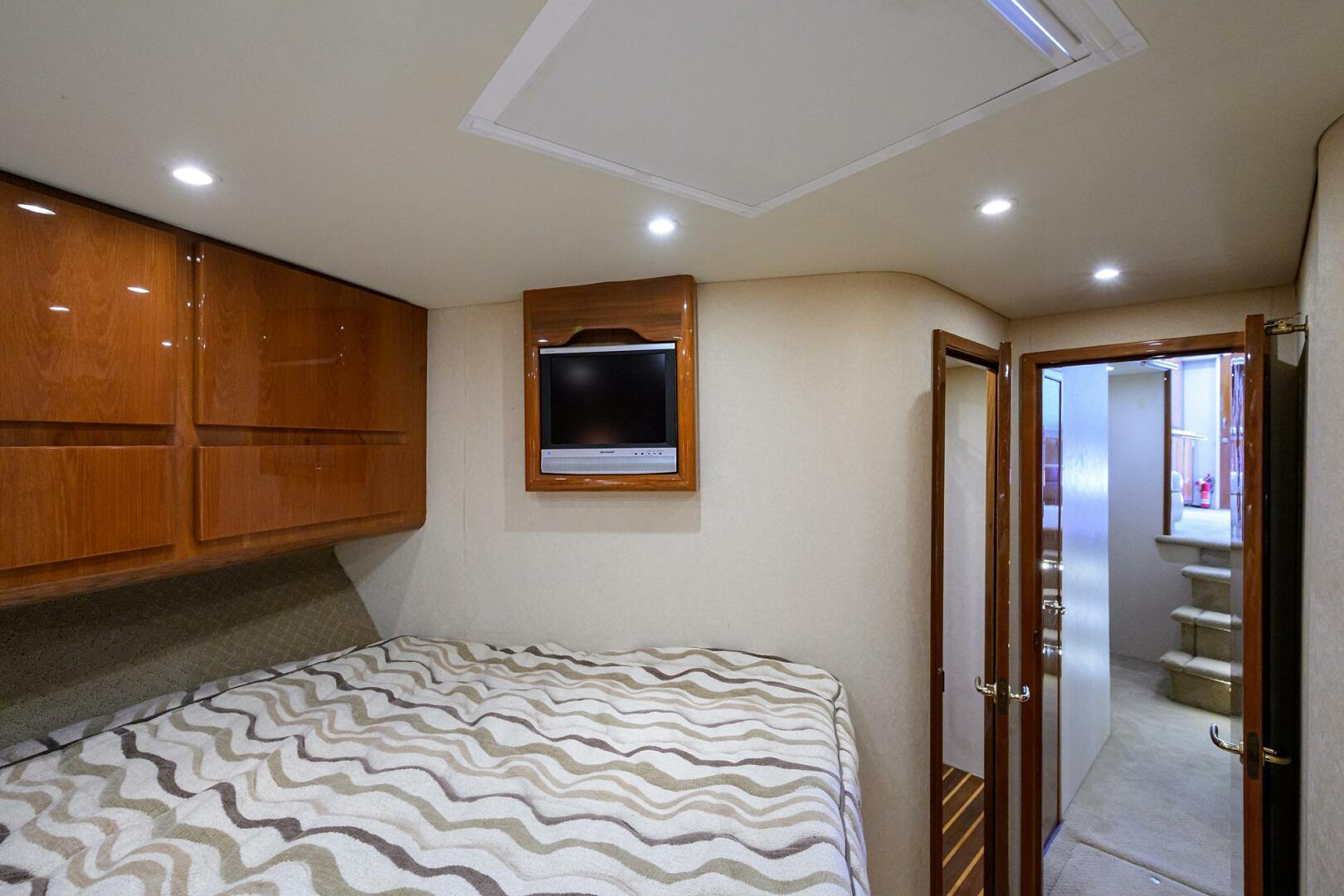 Slide: The Image of Forward Stateroom - 5295068