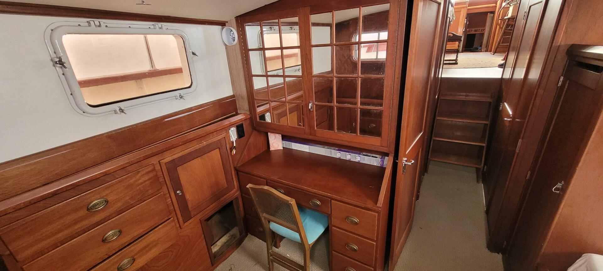Slide: The Image of Eldredge McInnis Offshore Trawler 1977 - 4255452