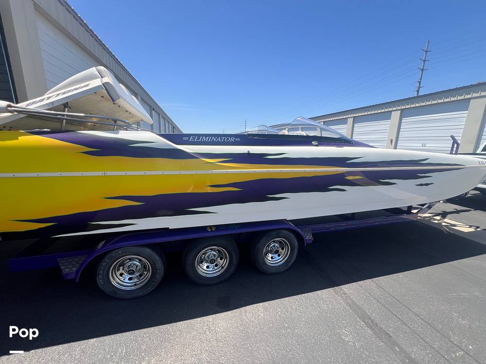 Slide: The Image of 2002 Eliminator 26 Daytona - 15468373