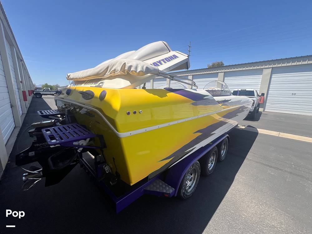 Slide: The Image of 2002 Eliminator 26 Daytona - 15468372