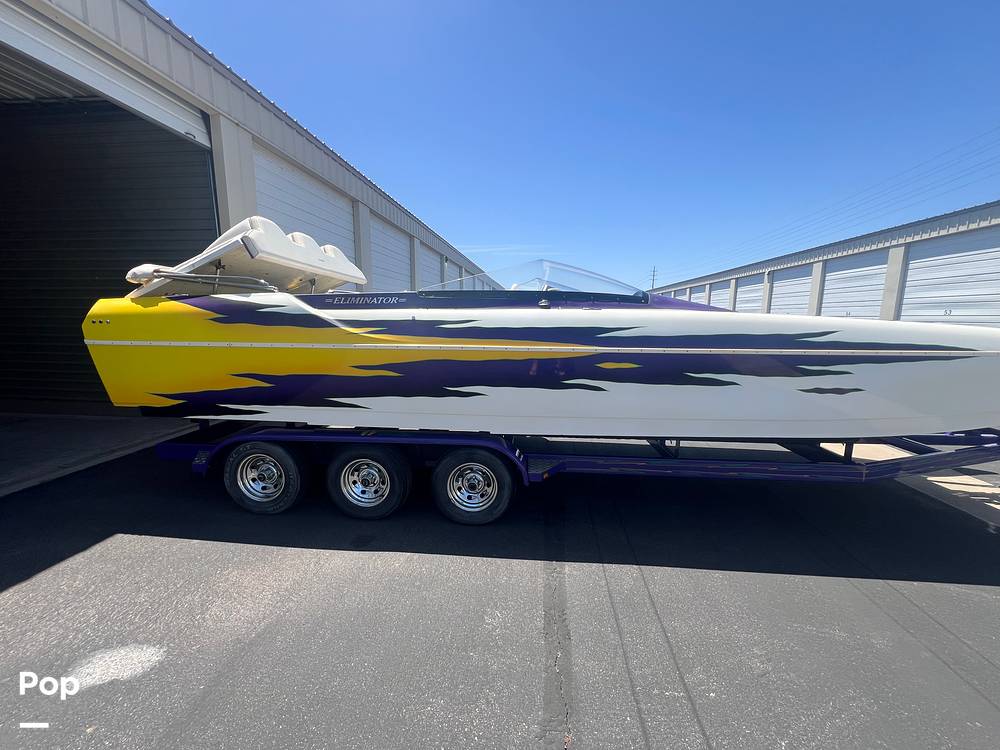 Slide: The Image of 2002 Eliminator 26 Daytona - 15468411