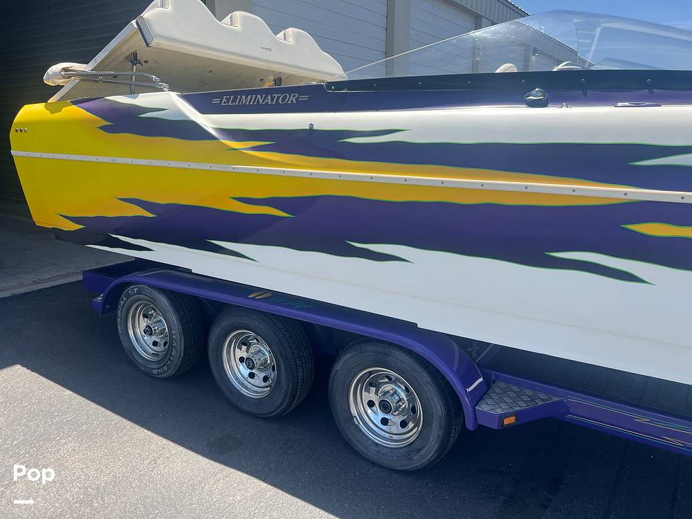 Slide: The Image of 2002 Eliminator 26 Daytona - 15468412