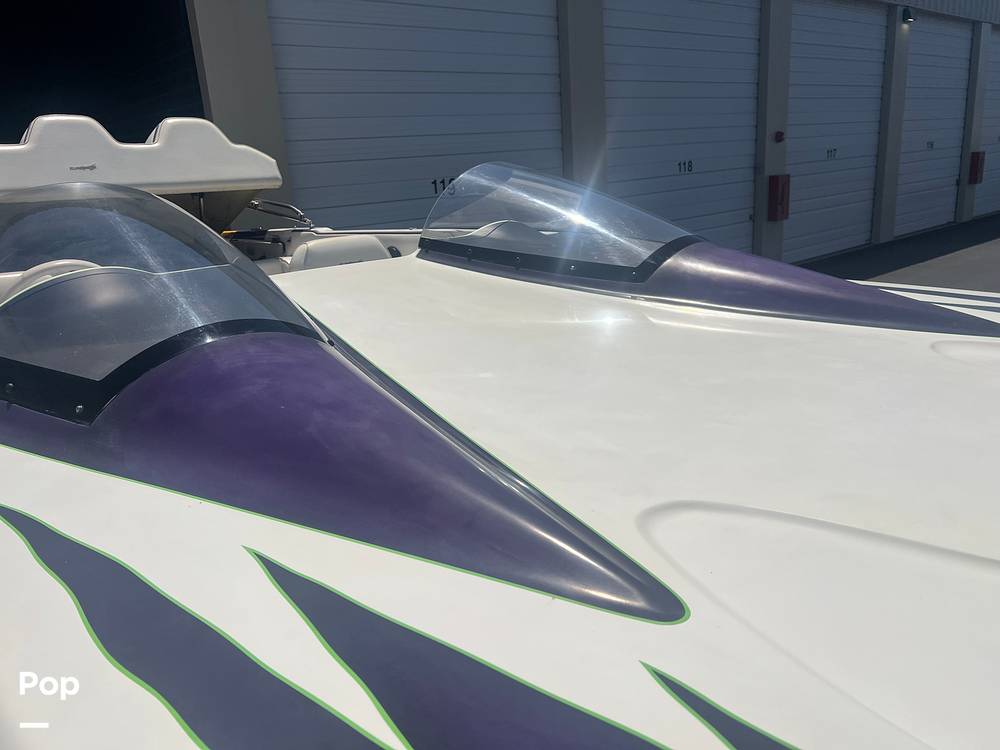 Slide: The Image of 2002 Eliminator 26 Daytona - 15468416