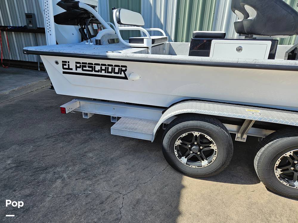 Slide: The Image of Right Rear Starboard - 14510701