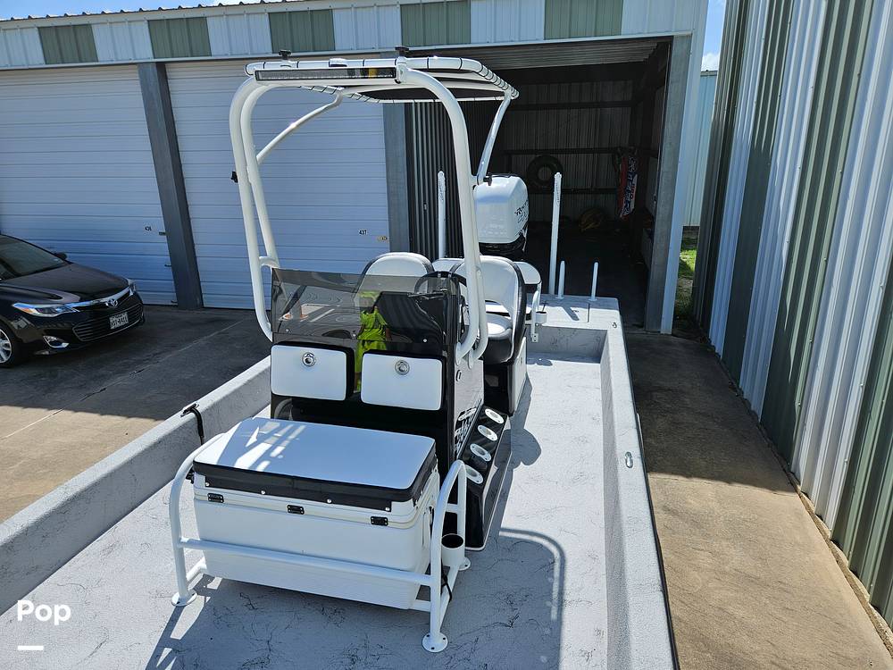 Slide: The Image of Control Center - 14510782