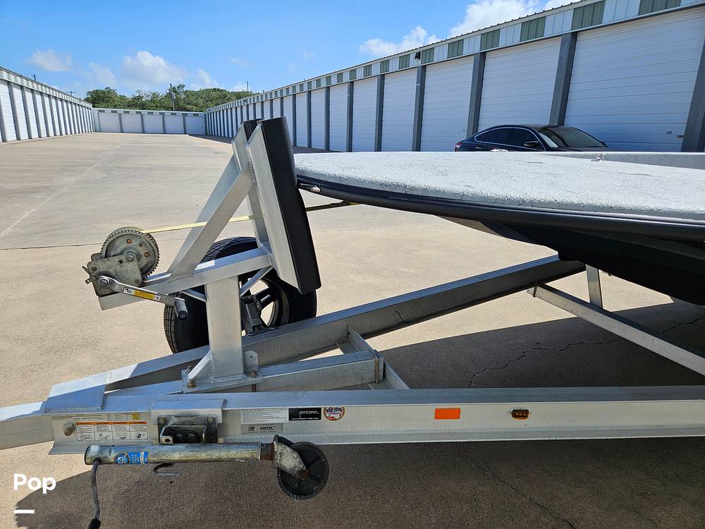 Slide: The Image of Trailer Hitch/wench - 14510750