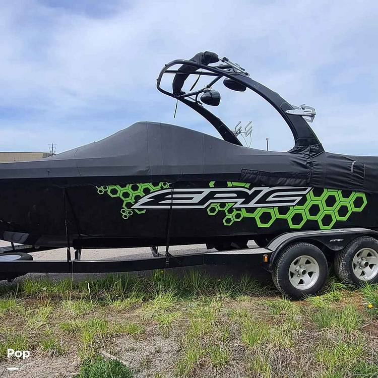 Slide: The Image of Epic 23v 2015 - 11099970