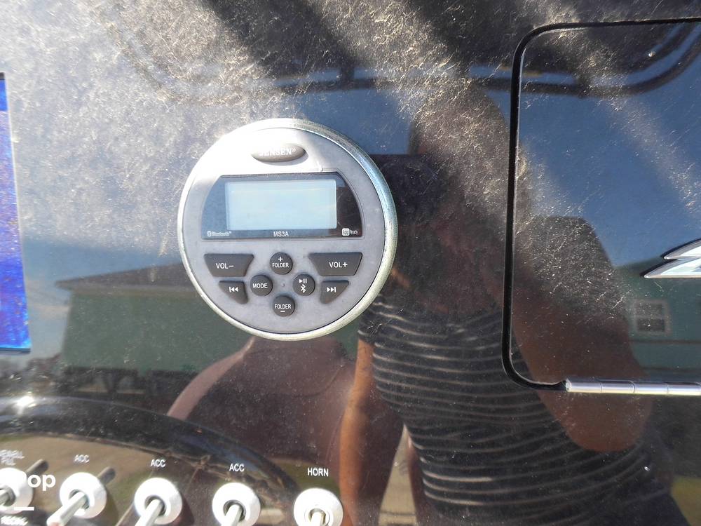 Slide: The Image of Epic 24 Bay 2019 - 15454281