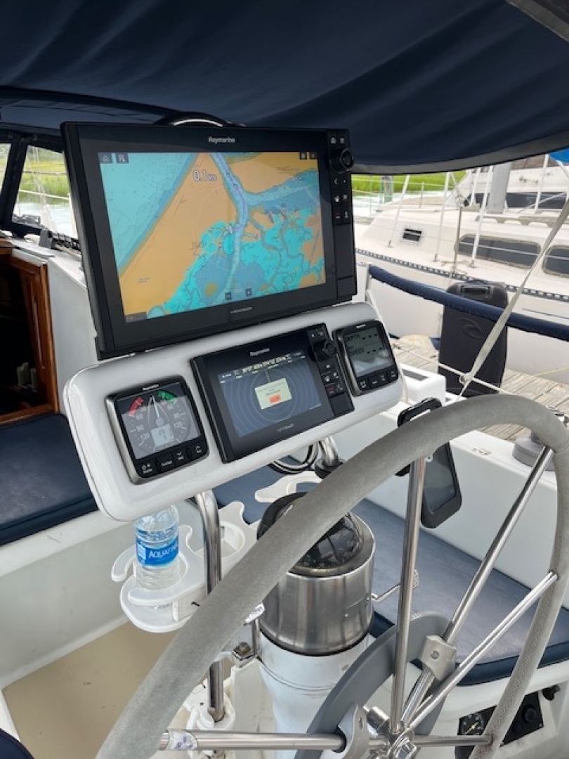 Slide: The Image of Used Sail Monohull for sale 1990 Ericson 32-300 - GLORIA'S SONG - 4892681
