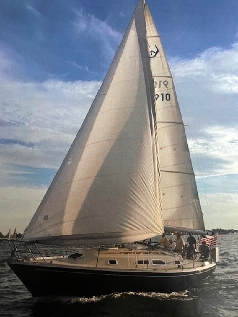 Slide: The Image of Used Sail Monohull for sale 1990 Ericson 32-300 - GLORIA'S SONG - 4892685