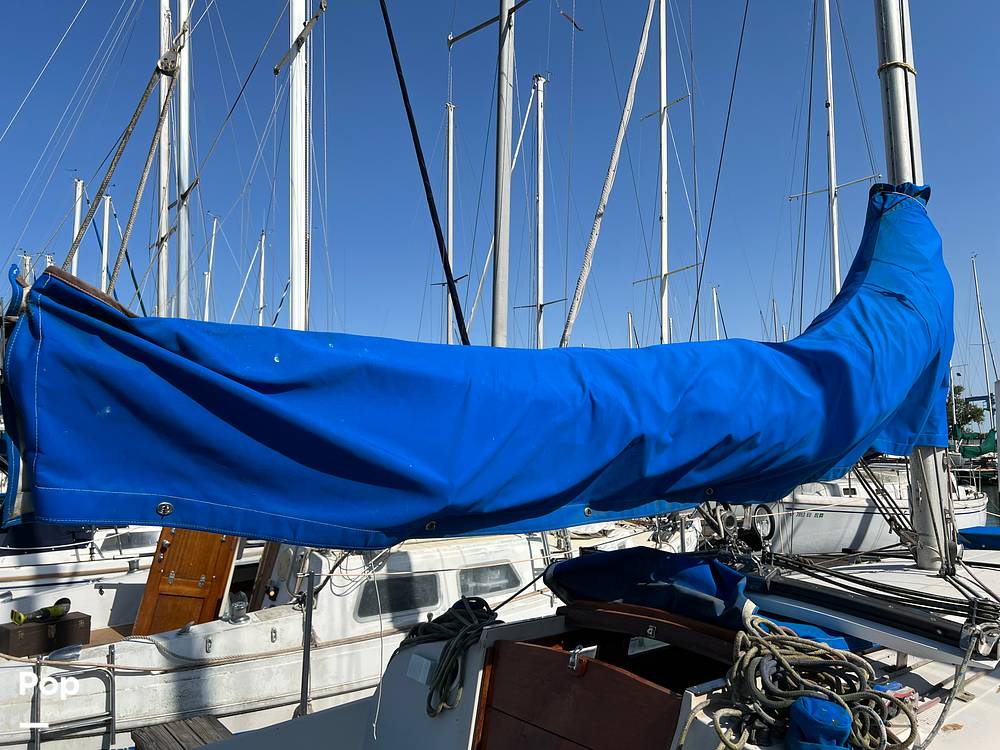 Slide: The Image of Ericson Yachts 29 1973 - 10434207