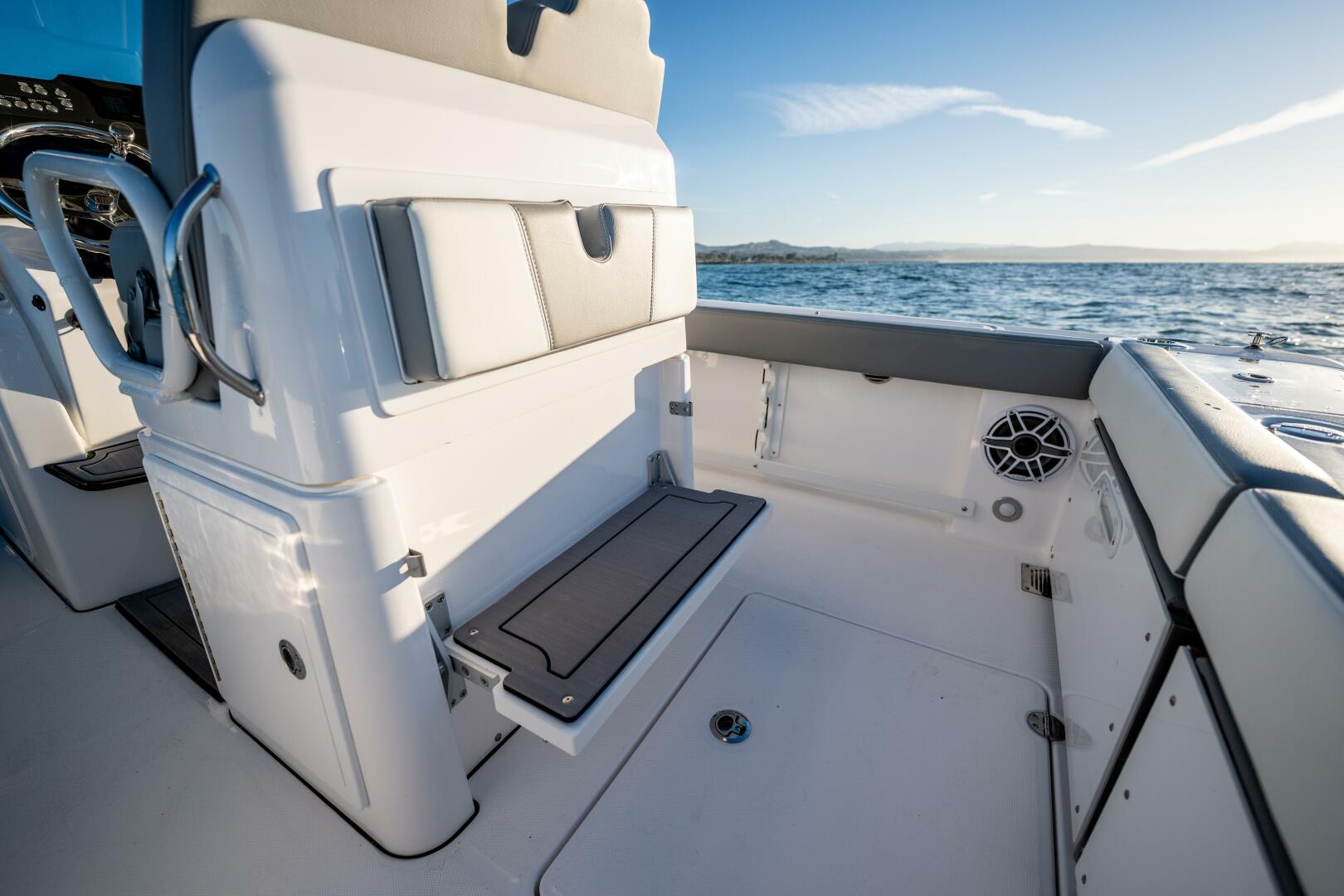 Slide: The Image of Everglades 235 CC 2023 - 4340156