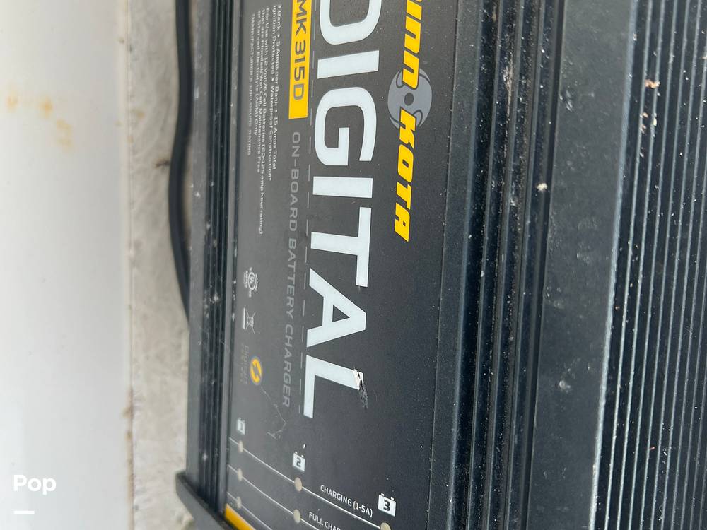 Slide: The Image of Battery Charger - 15891525