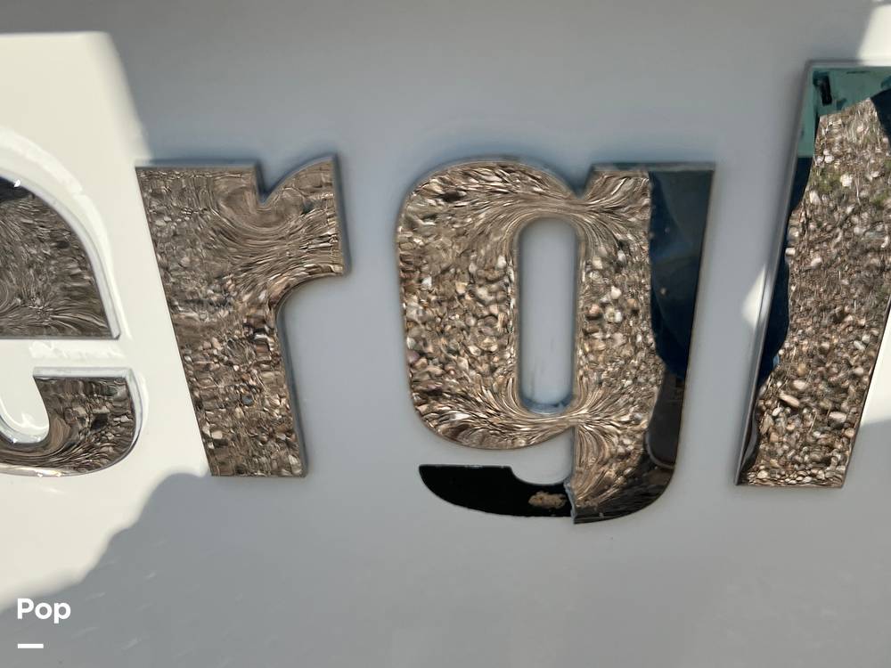 Slide: The Image of Cracked font to be replaced - 15891556