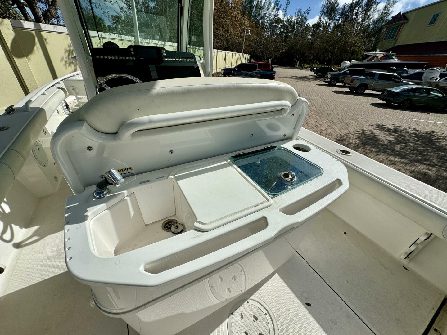 Slide: The Image of Deck Equipment 2021 273 Everglades Drop a Line II - 4773102