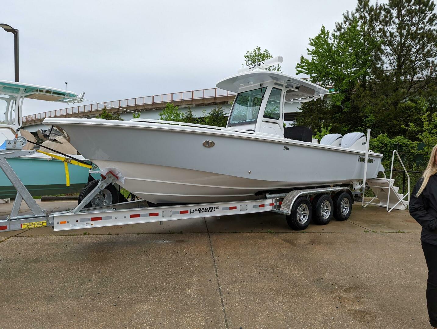 Slide: The Image of Everglades 273 Center Console 2022 - 4874486