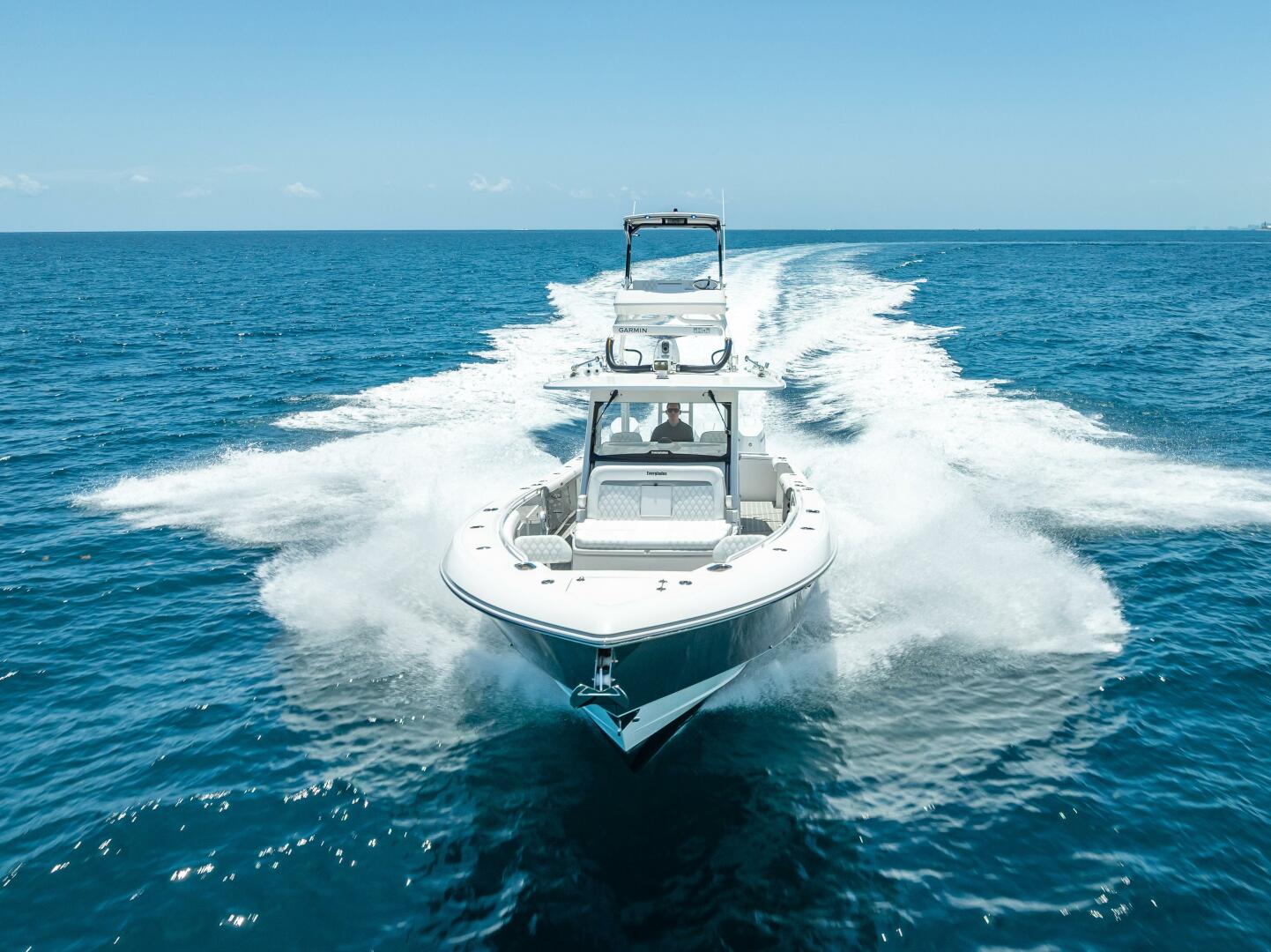 Slide: The Image of Everglades 435 Center Console 2018 - 5408447