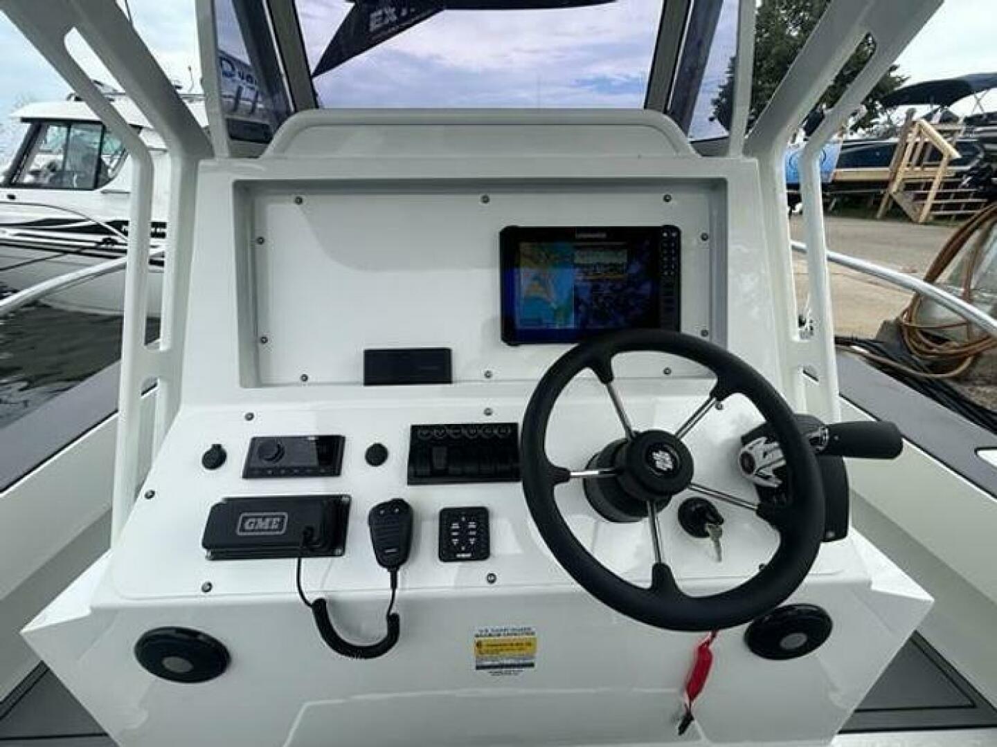 Slide: The Image of Extreme Boats 645 21' Center Console Helm Helm view on theExtreme Boats 645 21' Center Console - 5254815