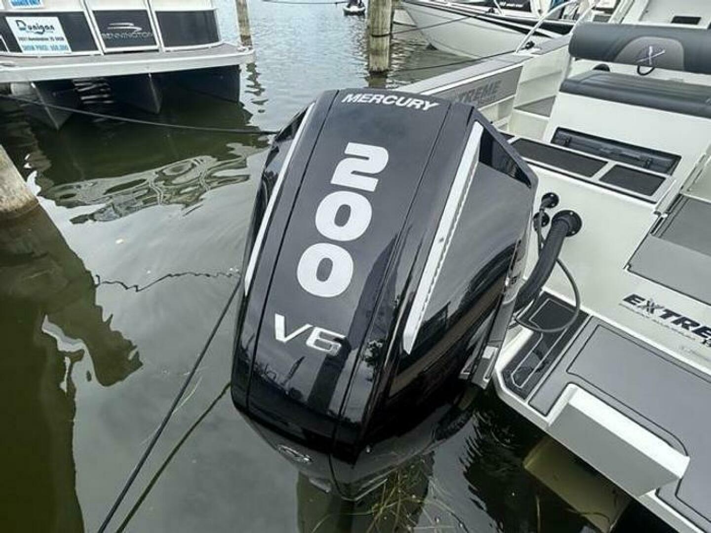 Slide: The Image of Mercury 200 V-6 V-6 200 HP by Mercury  - 5254804