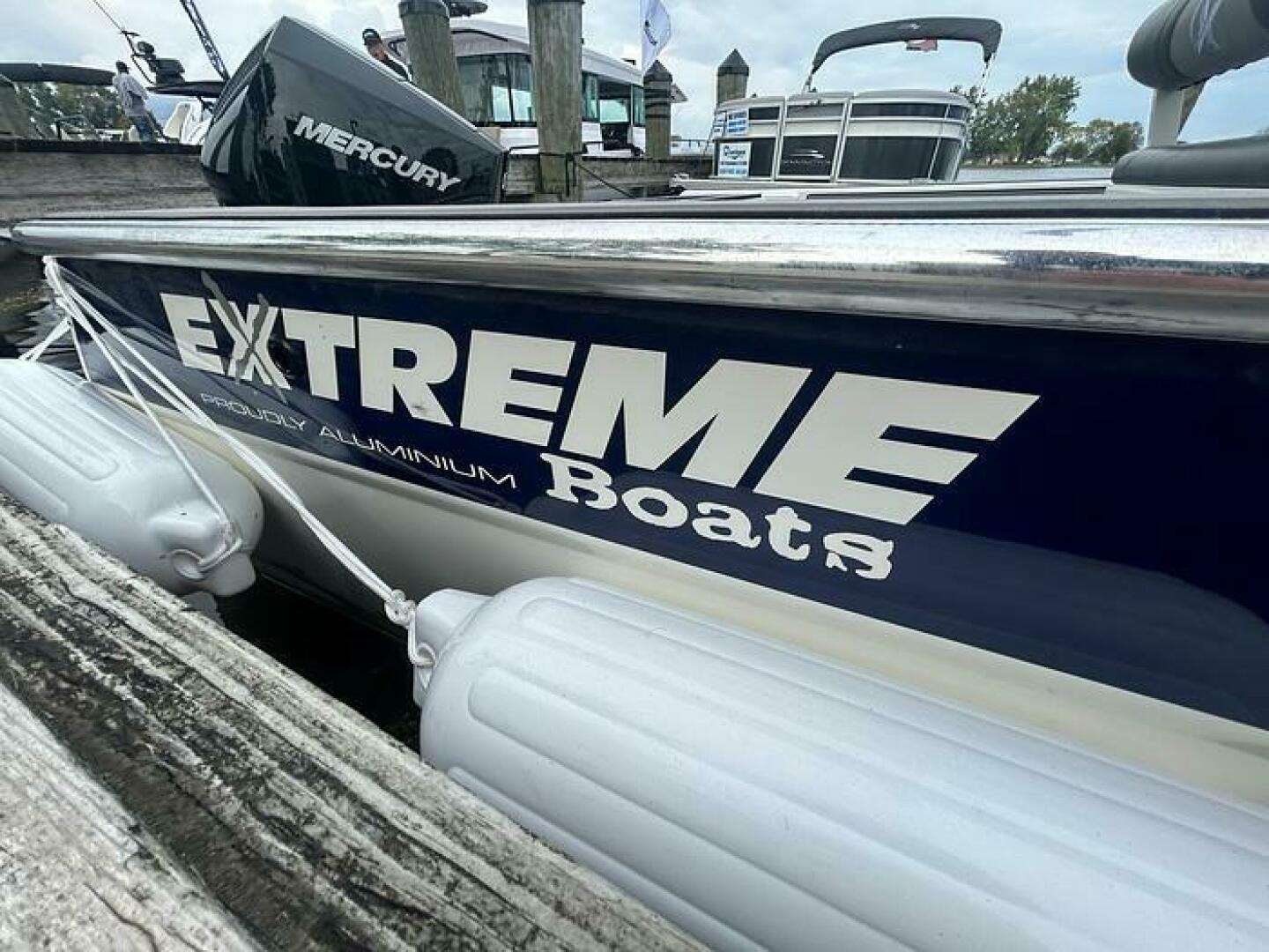 Slide: The Image of Extreme Boats 645 21' Center Console Side Logo Extreme Boats logo and title - 5254808