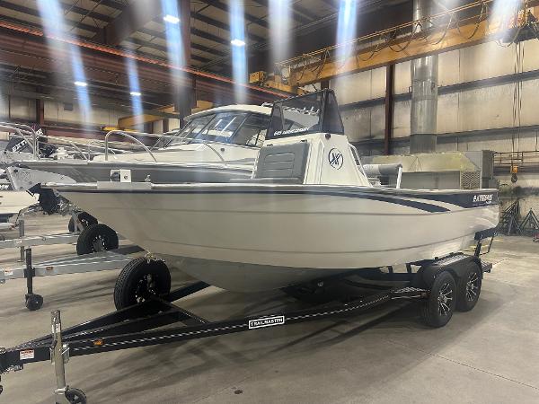 Slide: The Image of Extreme Boats 645 Center Console - 3