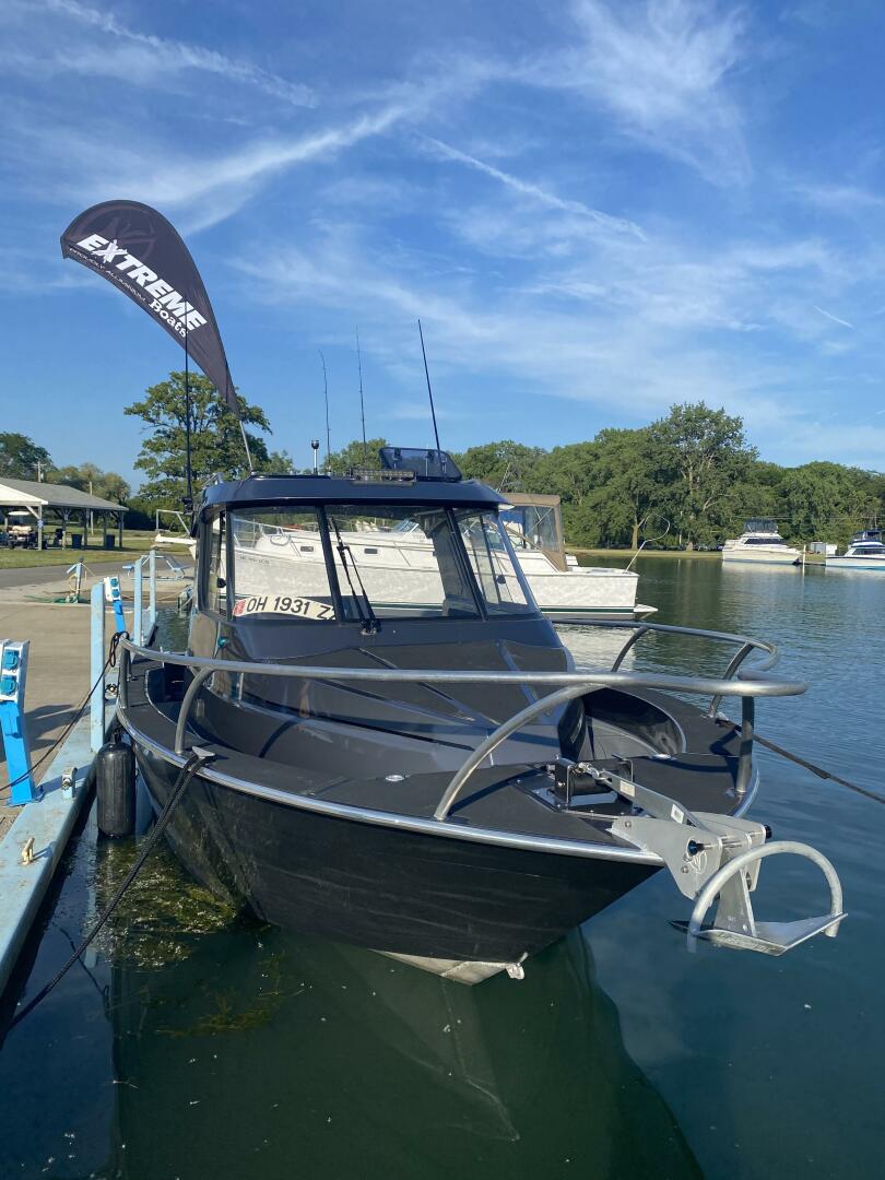 Slide: The Image of Bow View Aluminum bow rails and anchor - 5311262