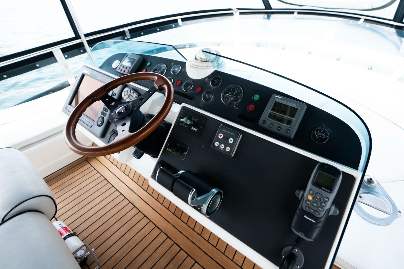 Slide: The Image of Fairline 62 Squadron 2002 - 4975748
