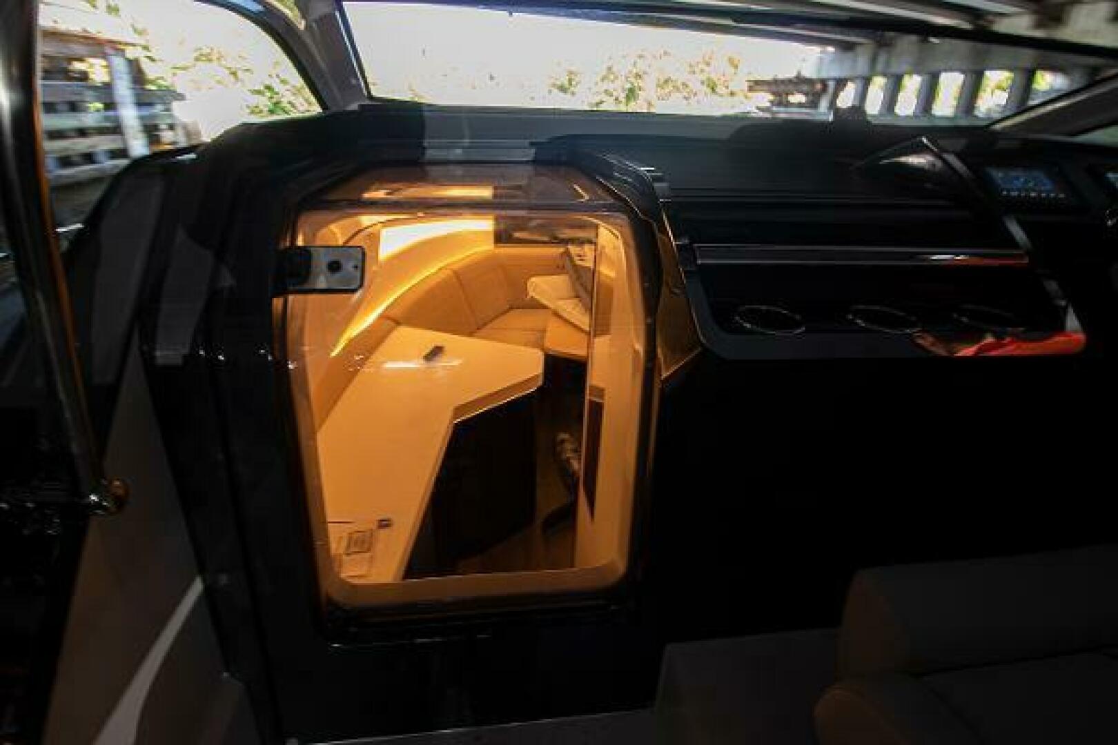 Slide: The Image of Fairline F Line 33 2021 - 3971974