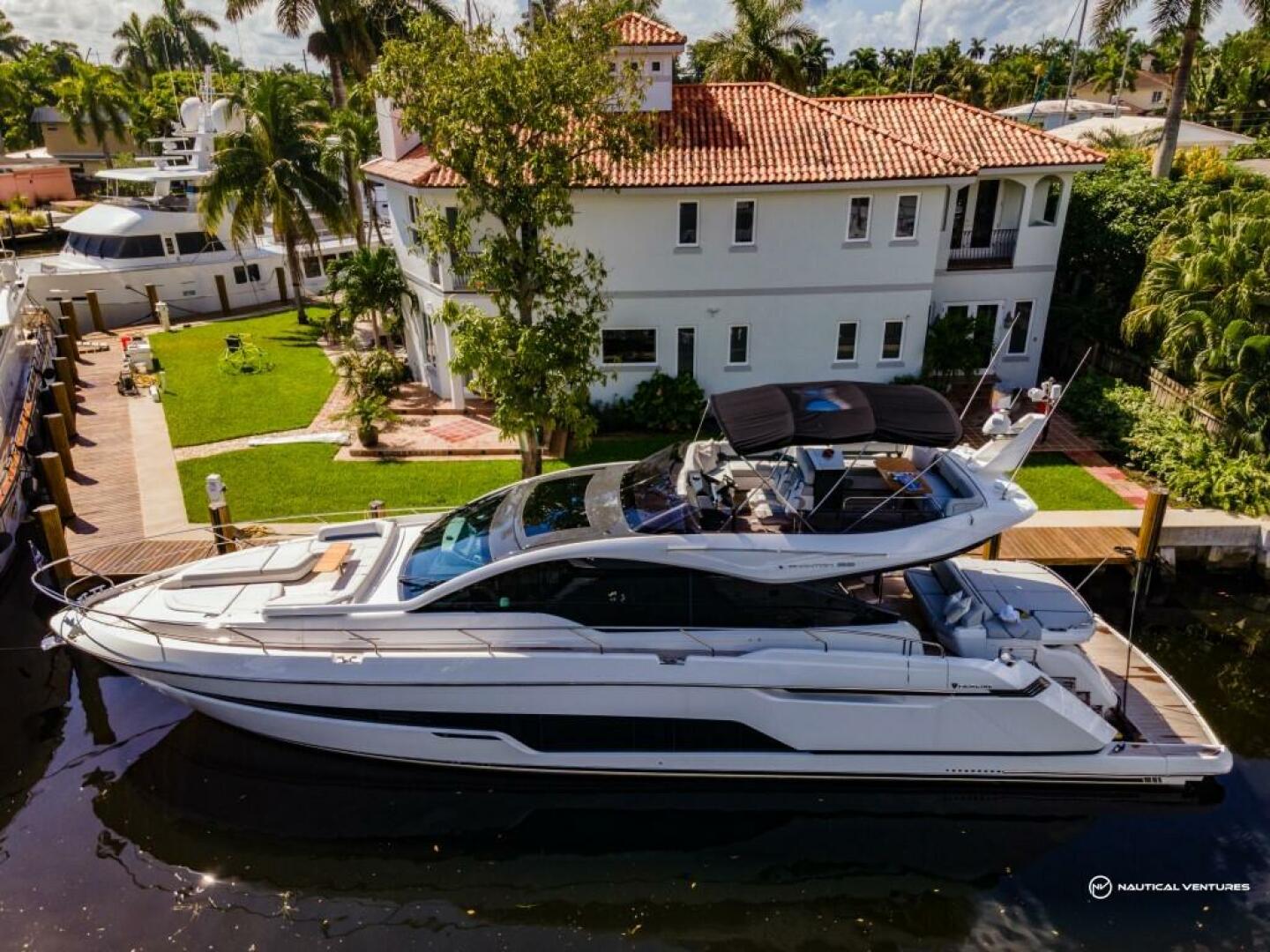 Slide: The Image of Fairline Phantom 65 2023 - 3971733
