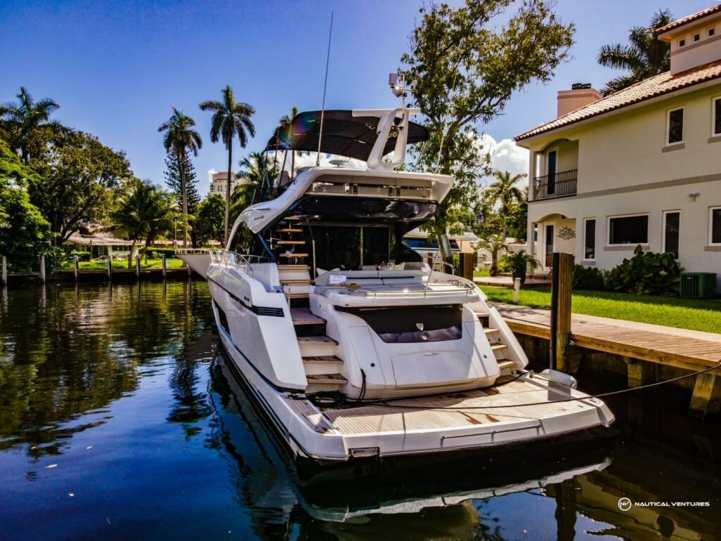 Slide: The Image of Fairline Phantom 65 2023 - 3971745