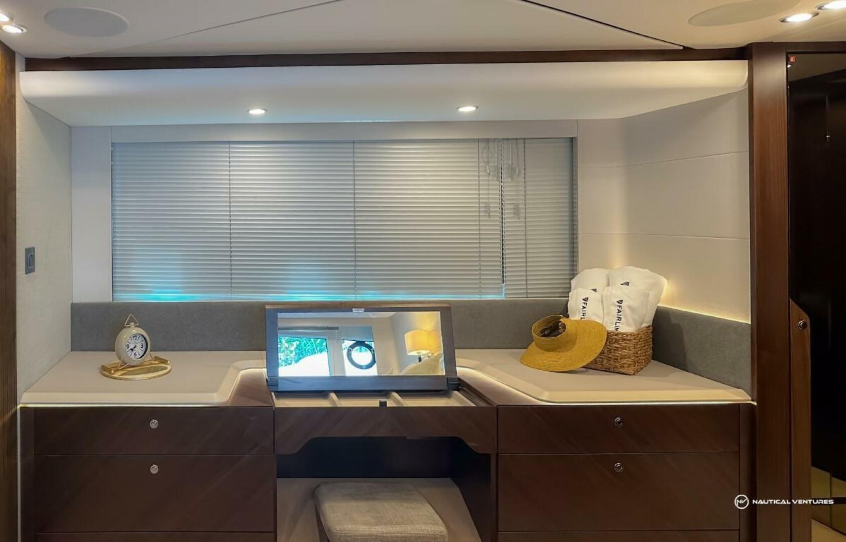 Slide: The Image of Fairline Phantom 65 2023 - 3971755