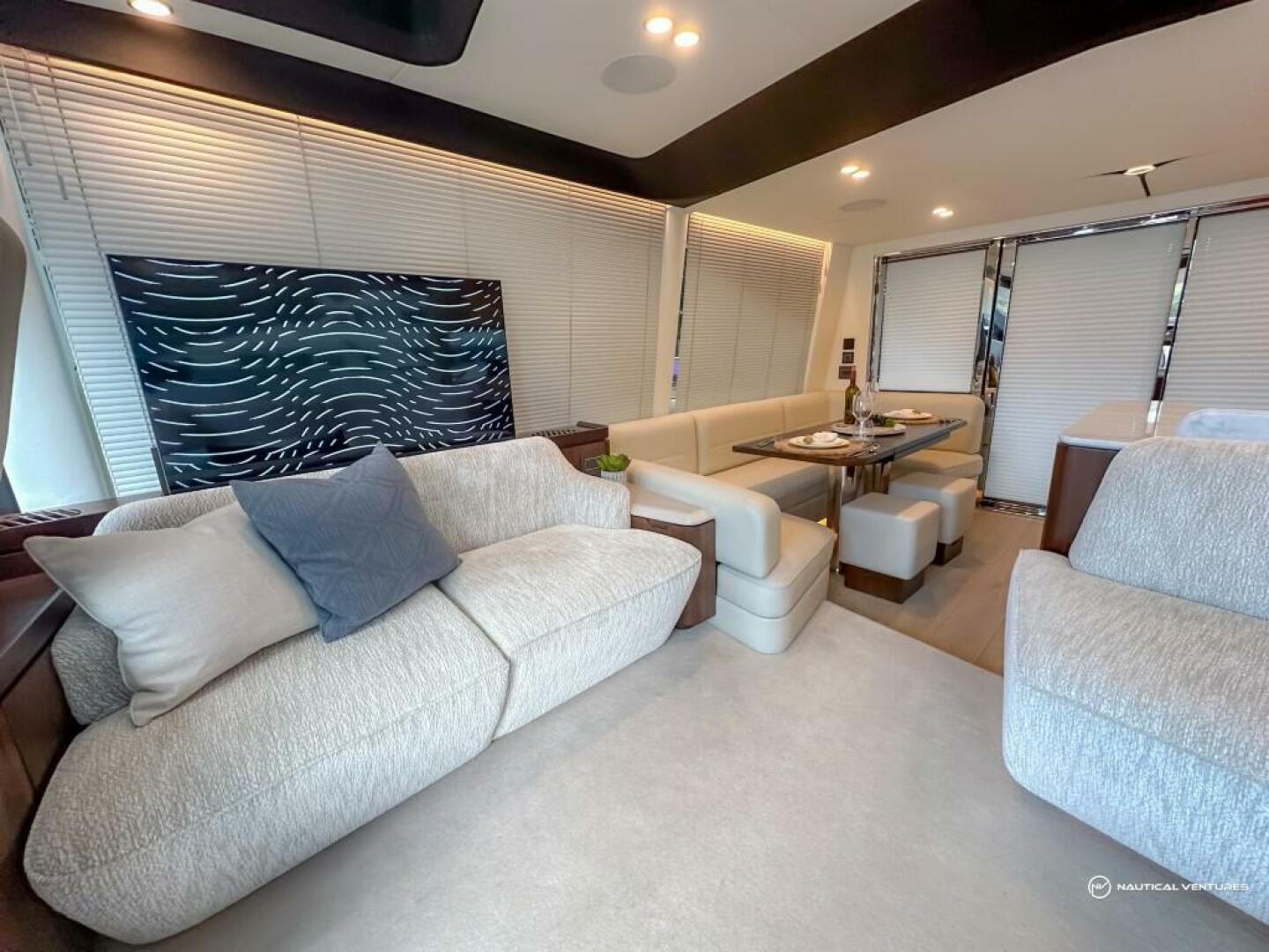 Slide: The Image of Fairline Phantom 65 2023 - 3971764