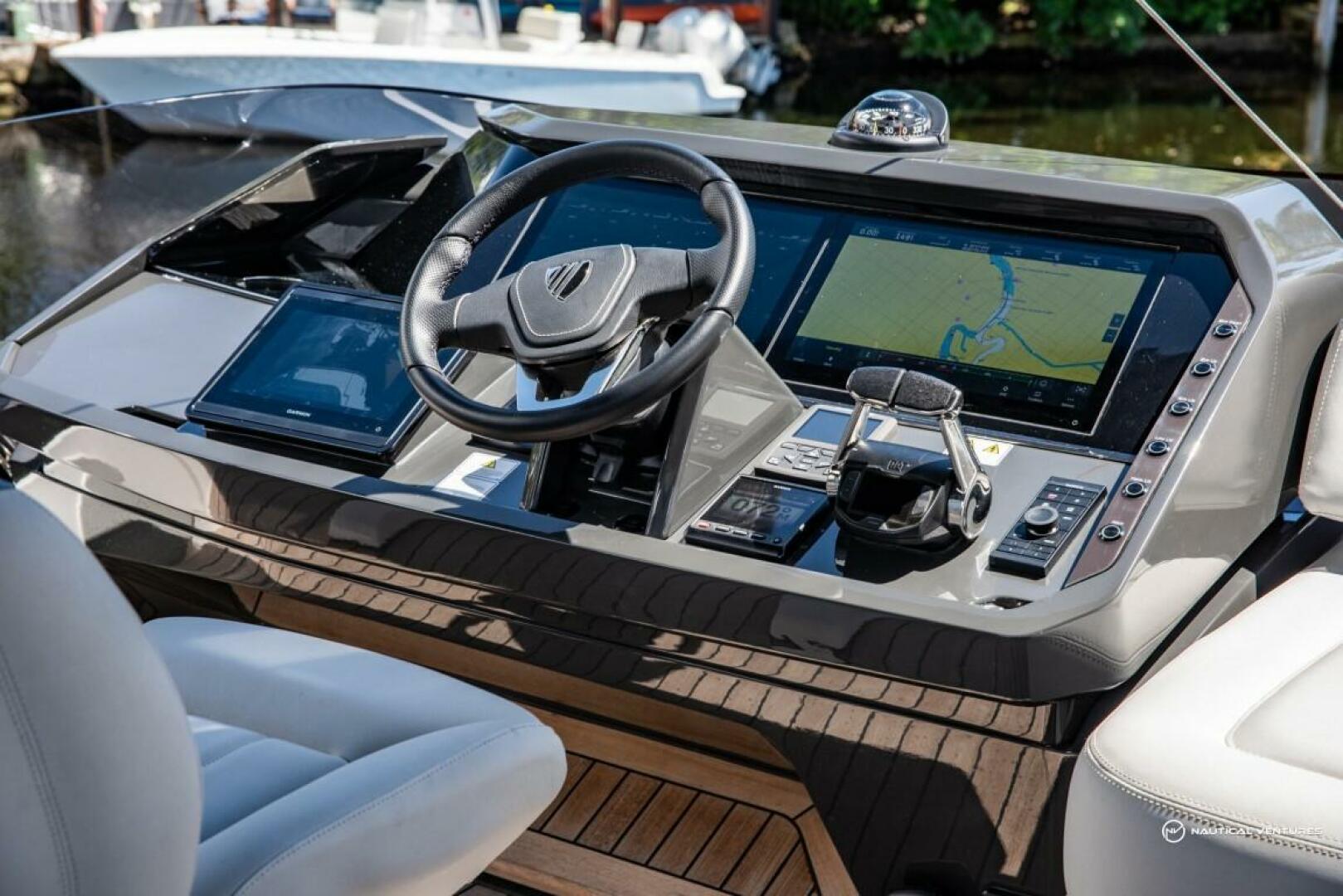 Slide: The Image of Fairline Phantom 65 2023 - 3971814